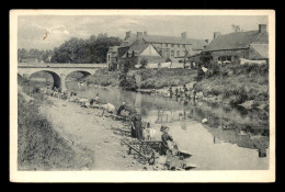 50 - PONTORSON - VUE SUR LE COUESNON - LAVANDIERES - LAVEUSES - LESSIVE - Pontorson