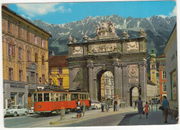 Innsbruck: FIAT-STEYR 600, MOTORROLLER, TRAM, OPEL KAPITÄN P2 - Triumphpforte - (Austria) - PKW