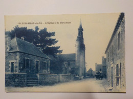 PLEUBIAN  L'Eglise Et Le Monument - Pleubian