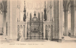 FRANCE - Amiens - La Cathédrale - Vue Face à L'entrée Du Choeur - L L - Vue De L'extérieure - Carte Postale Ancienne - Amiens