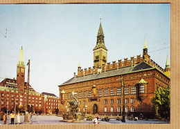 04669 / Danmark COPENHAGEN Kopenhagen Town Hall Square Rathausplatz Denmark COPENHAGUE 1970s - Danemark