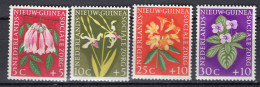 R0425 - NOUVELLE GUINEE NEERLANDAISE Yv N°52/55 ** FLEURS - Nuova Guinea Olandese