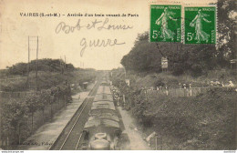 RARE  77 VAIRES ARRIVEE D'UN TRAIN VENANT DE PARIS - Vaires Sur Marne