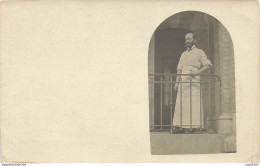 CARTE PHOTO IDENTIFIEE PAR MOI UN CHIRURGIEN DE L'HOPITAL TROUSSEAU A PARIS EN 1901 - To Identify