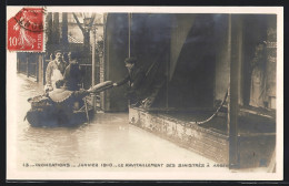AK Argenteuil, La Crue De La Seine 1910, Le RAvitaillement Des Sinistres  - Inondazioni