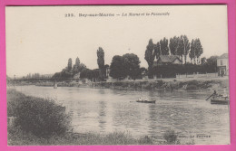 D94 - BRY SUR MARNE - LA MARNE ET LA PASSERELLE - 2 Hommes Dans Une Barque - Bateau - Bry Sur Marne