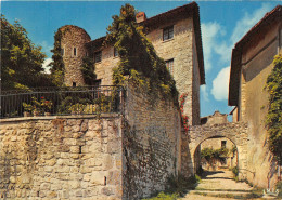 Cite Medievale De Perouges Vieille Maison Avec Tour Pres De La Porte D En Bas 17(scan Recto-verso) MA2201 - Pérouges