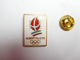 Beau Pin's En EGF , JO , Jeux Olympiques  Albertville 1992 , Signé COJO 1990 - Jeux Olympiques