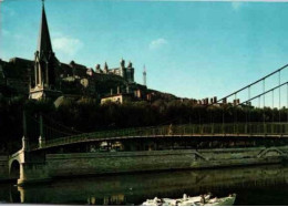 LYON. - Passerelle Et Eglise St Georges, Basilique ND De Fourvière. Flamme Train Le Lyonnais 1969 - Lyon 5