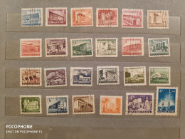 Hungary	Buildings (F85) - Used Stamps