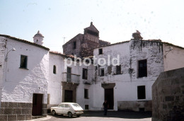 2 SLIDES SET 1980s SEAT FIAT 127 CACERES ESPANA SPAIN AMATEUR 35mm DIAPOSITIVE SLIDE Not PHOTO FOTO NB3953 - Diapositive