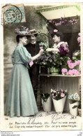 FANTAISIE - Couple Devant Marchand De Fleurs ( Pour' Elle Un Myosotis, Pour Lui Cette Pensée ... ) - Couples