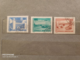 1975	Mongolia	Buildings (F85) - Mongolie