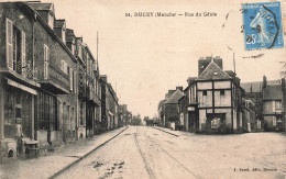 FRANCE - Ducey - Rue Du Génie - Carte Postale Ancienne - Ducey