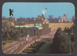 062327/ BERLIN, Blick Auf Das Brandenburger Tor Und Ost Berlin Mit Der Mauer - Berliner Mauer