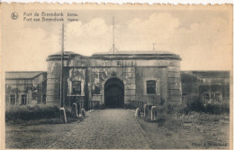 FORT VAN BREENDONK      INGANG      2 SCANS - Willebrök