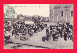 F-85-Saint Gilles-22A110  Croix De Vie, La Place De L'église Un Jour De Marché, Animation, Cpa BE - Saint Gilles Croix De Vie