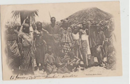 SENEGAL -Sur CPA-SENEGAL Famille Lahobe Femmes Seins Nu Tribu Fortier(Precursseur)  N°22-Circulée -Animée -Circulée - Briefe U. Dokumente