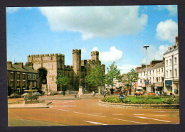 Pays De Galles - Castle Square - CAERNARVON  - Vue Sur Le Château - Sonstige & Ohne Zuordnung