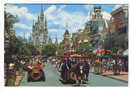 Main Street - Walt Disney World - Les Visiteurs Entrent Dans Le Royaume Magique - Andere & Zonder Classificatie