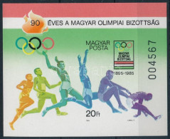 ** 1985 90 éves A Magyar Olimpiai Bizottság Vágott Blokk (4.000) - Other & Unclassified