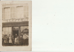 Carte Photo à Identifier : Commerce I.Lefevre  (enfants Devant ) - To Identify