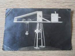 CPA PHOTO JEU MAQUETTE MECANO GRUE - Jeux Et Jouets