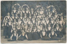 * T2/T3 Brassó, Kronstadt, Brasov; Hölgyek Csoportja / Group Of Ladies. H. Lang Photo (ragasztónyom / Glue Mark) - Zonder Classificatie