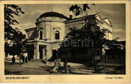 T2/T3 1940 Szatmárnémeti, Satu Mare; Városi Színház, Kerékpárok / Theatre, Bicycles (EK) - Non Classés