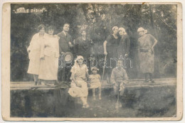 * T4 1925 Zajzon, Zaizon-fürdő, Zajzonfürdő, Baile Zizin; Csoportkép / Group Photo (lyukak / Pinholes) - Ohne Zuordnung