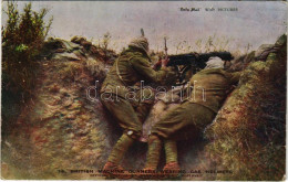 ** T2 British Machine Gunners Wearing Gas Helmets. Daily Mail War Pictures / Angol Gépfegyveres Katonák Gázmaszkban - Ohne Zuordnung