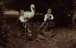 T3 Children Hunters With Guns, Animal Sculptures, Humour, Freundschaftssaal Photo (EB) - Non Classificati