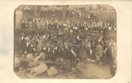 * T2 Greek Orthodox Religious Ceremony, Photo - Non Classificati