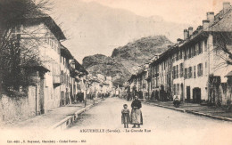 Aiguebelle - La Grande Rue - Villageois - Aiguebelle