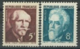 FRANCE -1948 - CELEBRETIES STAMPS COMPLETE SET OF 2, # 820/21, UMM (**). - Unused Stamps