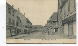 CPA - MUTZIG - Rue Du Maréchal Foch - Circulée - Mutzig