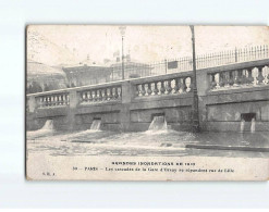 PARIS: Inondations 1910, Les Cascades De La Gare D'Orsay Se Répandent Rue De Lille - état - Inondations De 1910