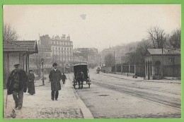 Sevres - L'Entrée - France - Sevres