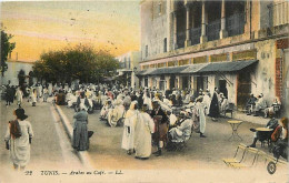 Tunisie - Tunis - Arabes Au Café - Animée - Colorisée - CPA - Oblitération Ronde De 1917 - Voir Scans Recto-Verso - Túnez