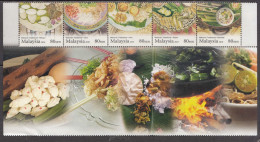 2010 Malaysia Traditional Cuisine Foods Strip Of 5 + Bottom Gutter (folded Once) MNH - Malesia (1964-...)