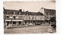22 - LAMBALLE - Les Hôtels - Tacots - 1958 (J64) - Lamballe