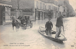 75 PARIS CRUE RUE DE GRENELLE - Inondations De 1910