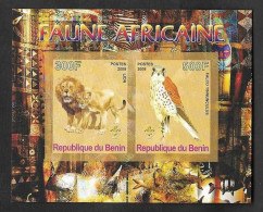 SE)2008 BENIN AFRICAN FAUNA, LION & VULGAR KEST FALCON, SOUVENIR LEAF, MNH - Benin - Dahomey (1960-...)