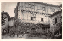 01-PEROUGES-N°T2930-A/0125 - Pérouges