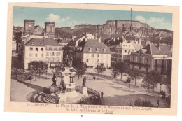 BELFORT - La Place De La République Et Le Monument Des Trois Sièges (carte Animée) - Belfort - Ville