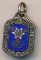 Médaille Des Xèmes Jeux Olympiques D'Hiver De GRENOBLE 1968  Olympic Games 68 Emblème Officielle D'Excoffon - Bekleidung, Souvenirs Und Sonstige