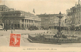 33 - Bordeaux - Place De La Comédie - Animée - Fontaine - CPA - Voyagée En 1914 - Voir Scans Recto-Verso - Bordeaux