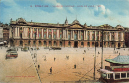 FRANCE - Toulouse - Façade Du Capitole - Vue Sur Le L'hôtel De Ville (1750) - Parking - Animé - Carte Postale Ancienne - Toulouse