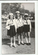 Schoolgirls, Rocket, Hammer And Sickle   G23-33 - Personnes Anonymes