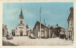 Pruniers * Place De L'église Du Village * Villageois Automobiles Anciennes - Andere & Zonder Classificatie